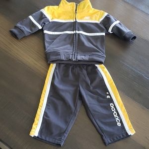 Kids new balance matching set